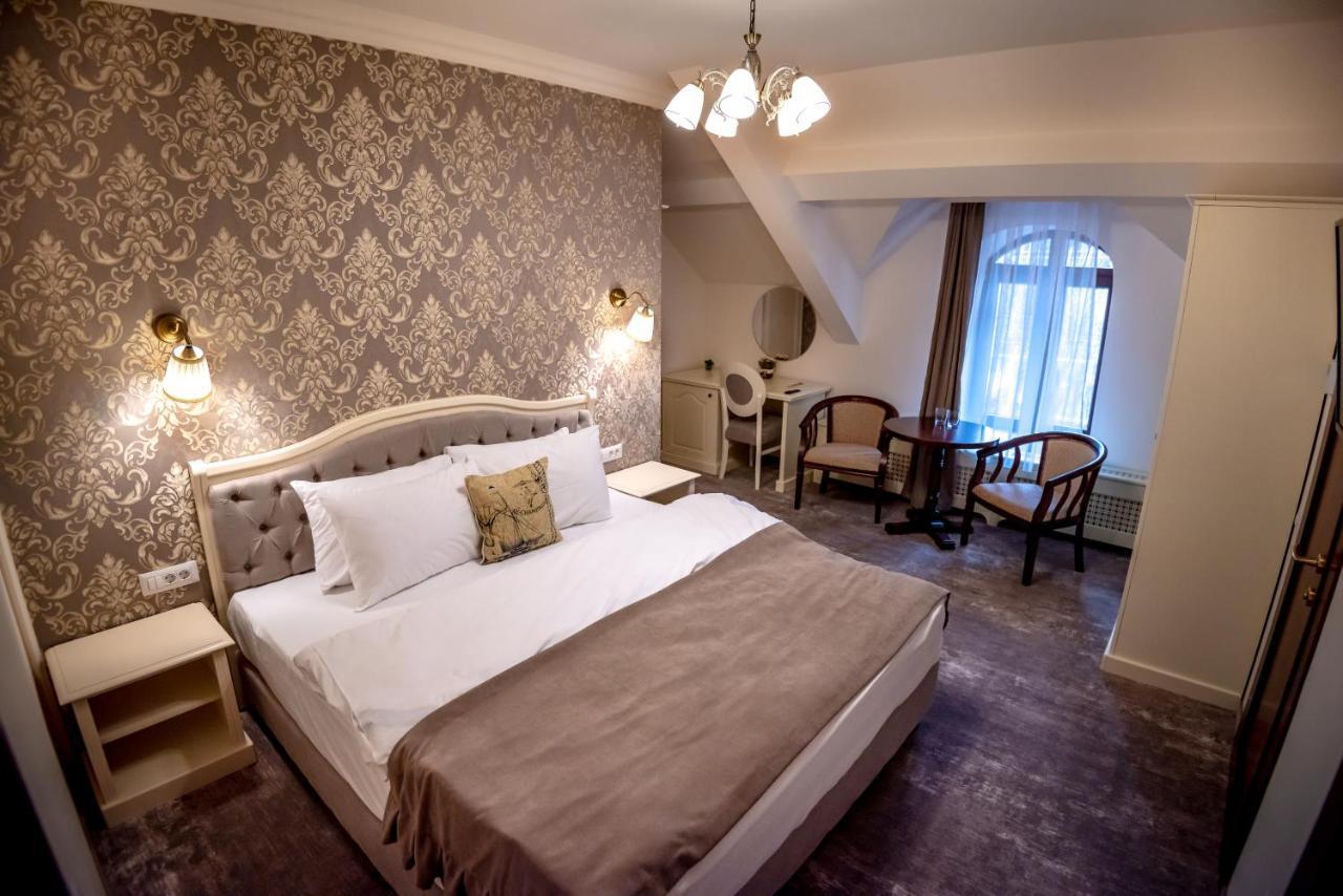 Ana Boutique Bed & Breakfast Alba Iulia Exterior photo