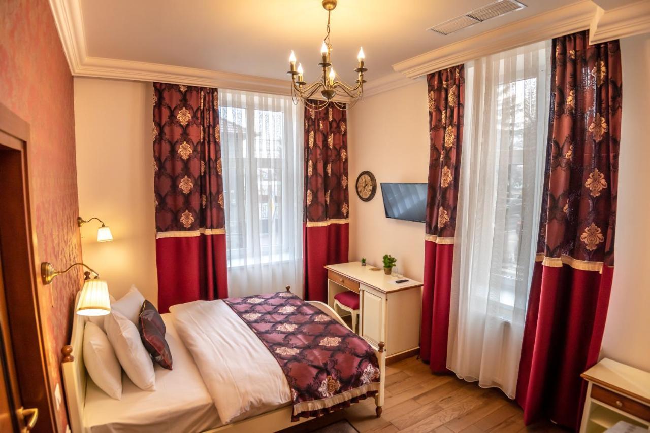 Ana Boutique Bed & Breakfast Alba Iulia Exterior photo
